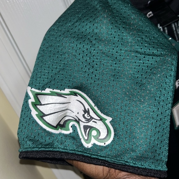 NFL MIKE VICK EAGLES # 7 JERSEY - Picture 10 of 11